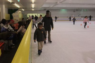 iceskating01.jpg