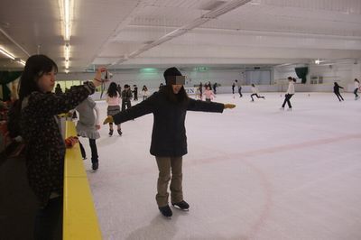 iceskating02.jpg